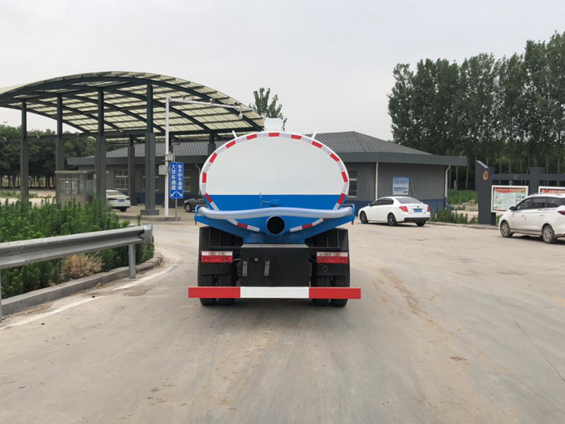 吸糞車發(fā)動(dòng)機(jī)潤(rùn)滑油為何會(huì)變質(zhì)