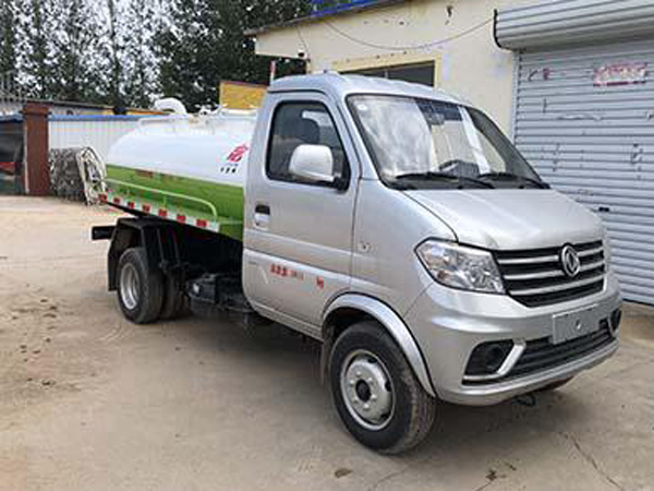 帝宏牌YTH5031GXE6型吸糞車(chē)1.94立方